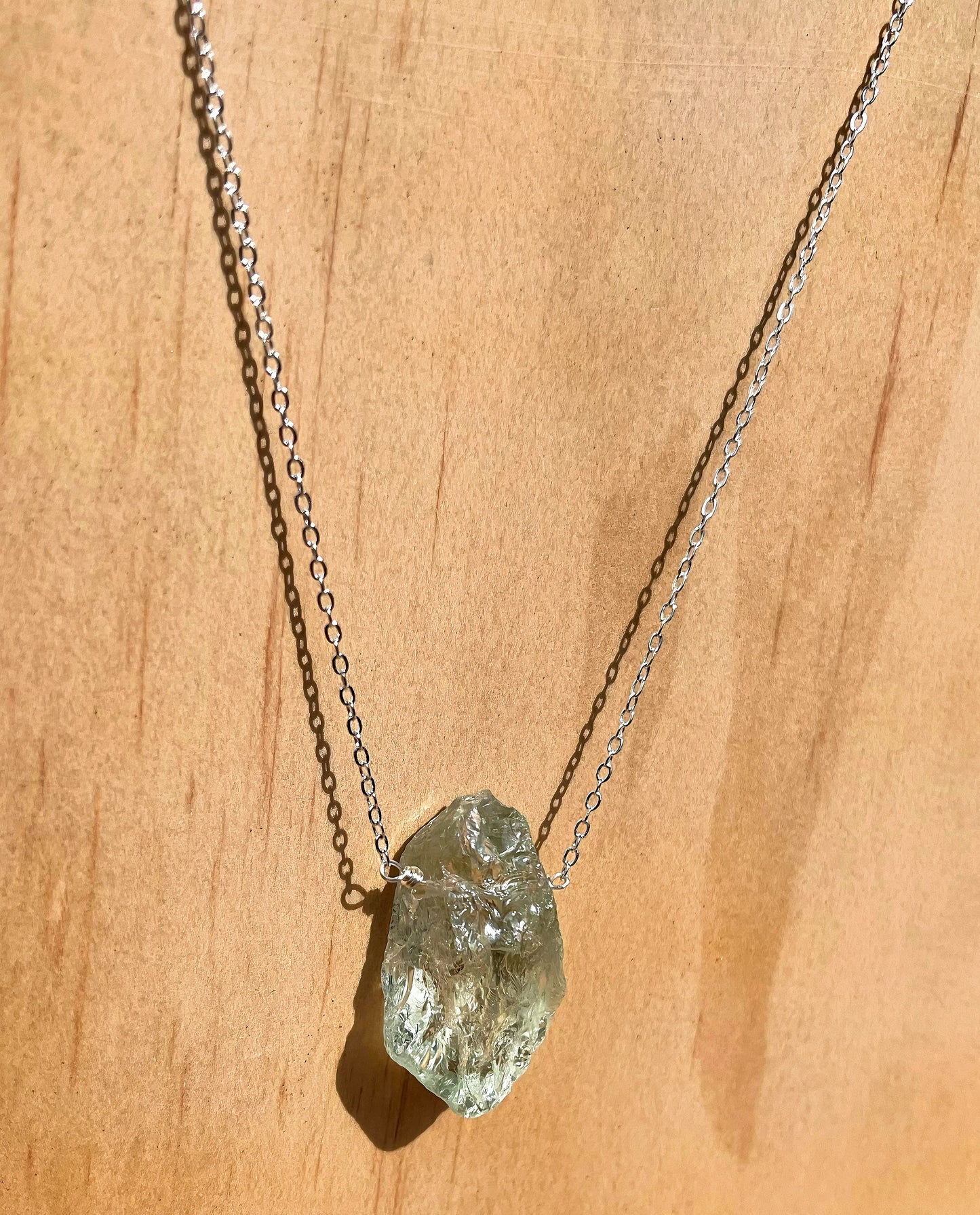 Green crystal rough stone